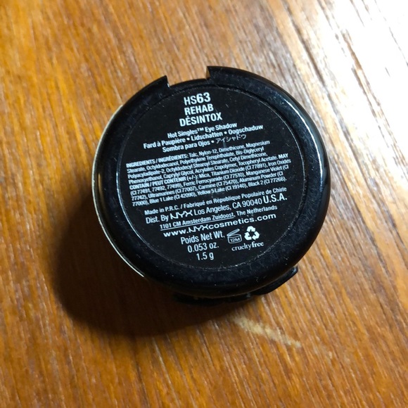 💥FREE NYX rehab eyeshadow and elf berry eyeshadow - Picture 4 of 7